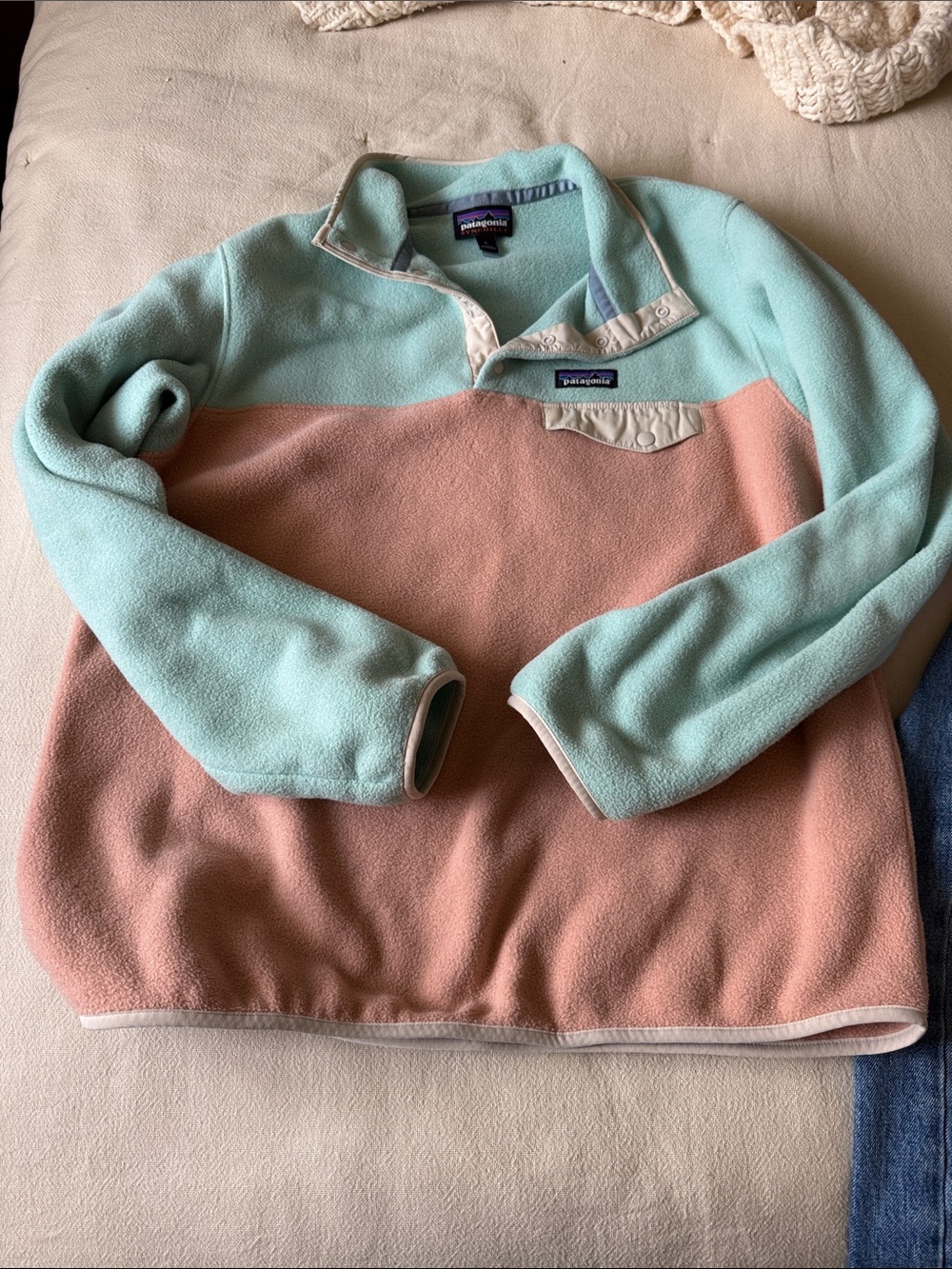 Patagonia Two-Tone Mint Green & Peach Synchilla Pullover